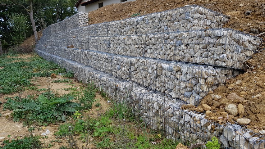 Mur de soutènement en gabions pré-remplis calcaires gris